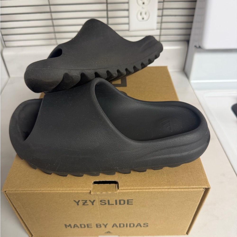 Yeezy Slides